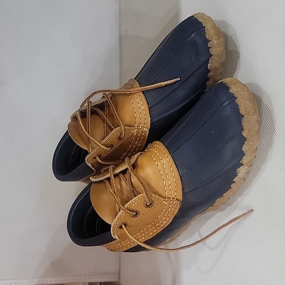 L.L. BEAN RUBBER & LEATHER HUNTING SHOE MUCK‎  ( sz 6) - Picture 1 of 8